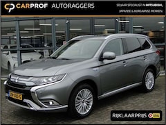 Mitsubishi Outlander - 2.4 Phev Intense + | Trekhaak | Schuifdak | Leer/Stof