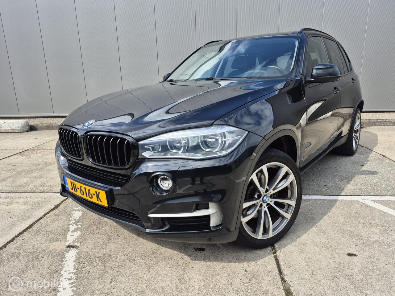 BMW X5 - xDrive35i High Executive Panoramadak Sfeerverlichting NL Auto - AutoWereld.nl