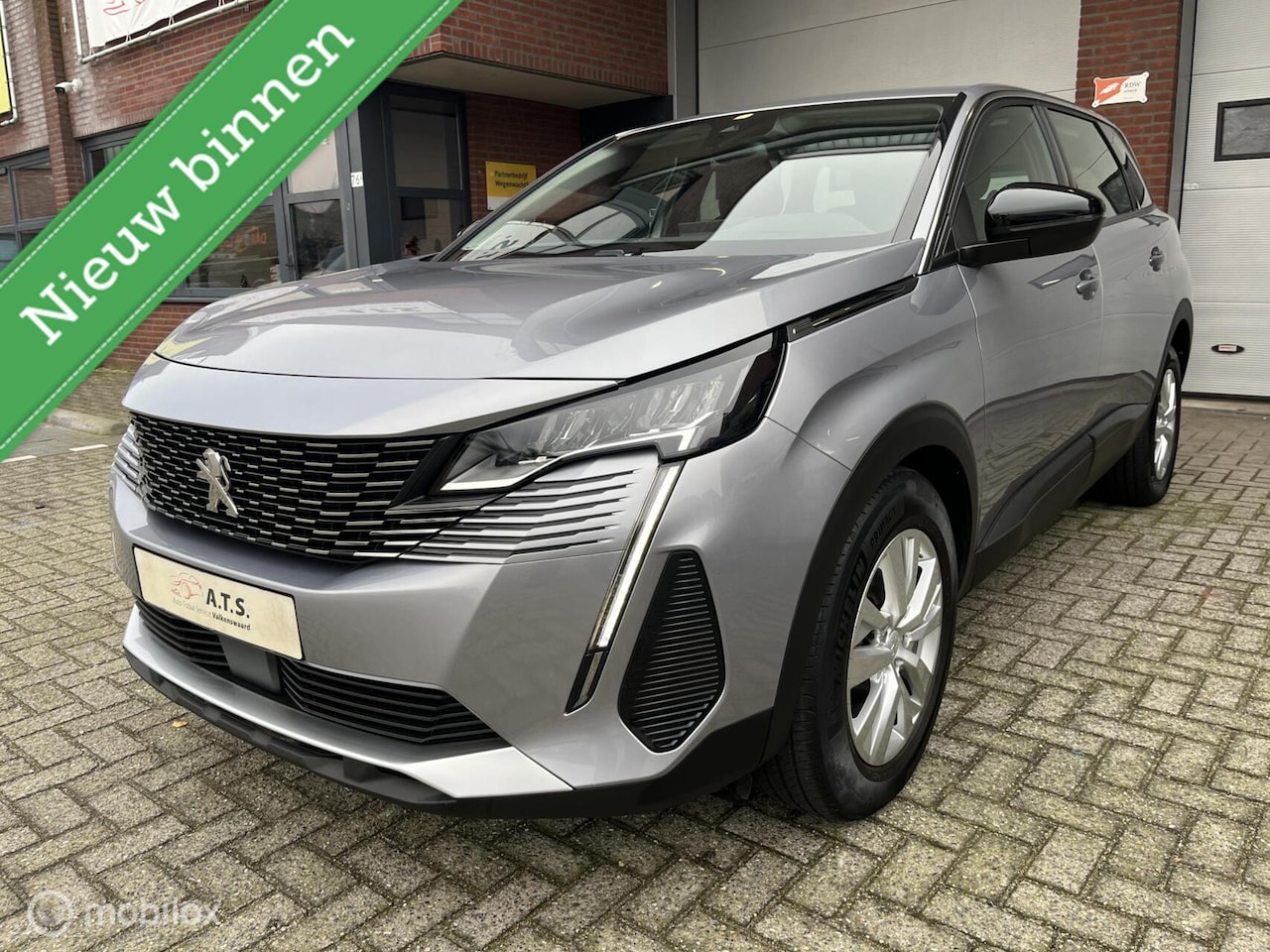 Peugeot 5008 - 1.2 PureTech Allure Pack Business LED*NAVI*PDC* - AutoWereld.nl
