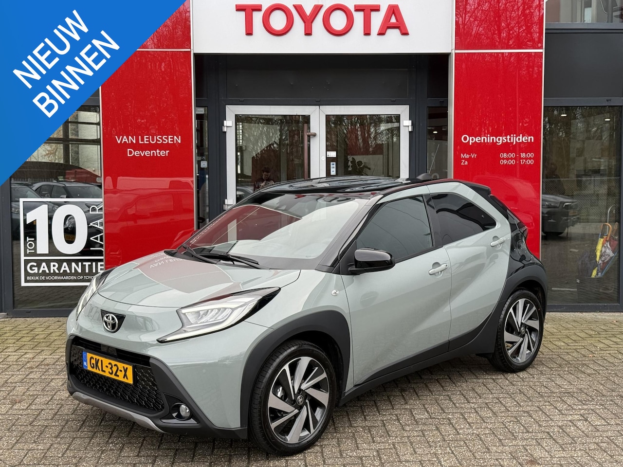 Toyota Aygo X - 1.0 VVT-i S-CVT Envy NL-AUTO APPLE/ANDROID AUTO ARMSTEUN CAMERA CLIMA - AutoWereld.nl