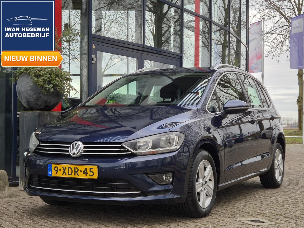 Volkswagen Golf Sportsvan - 1.2 TSI Highline | ECC | PDC voor en achter | Navigatie | Lm velgen | Cruise control | - AutoWereld.nl