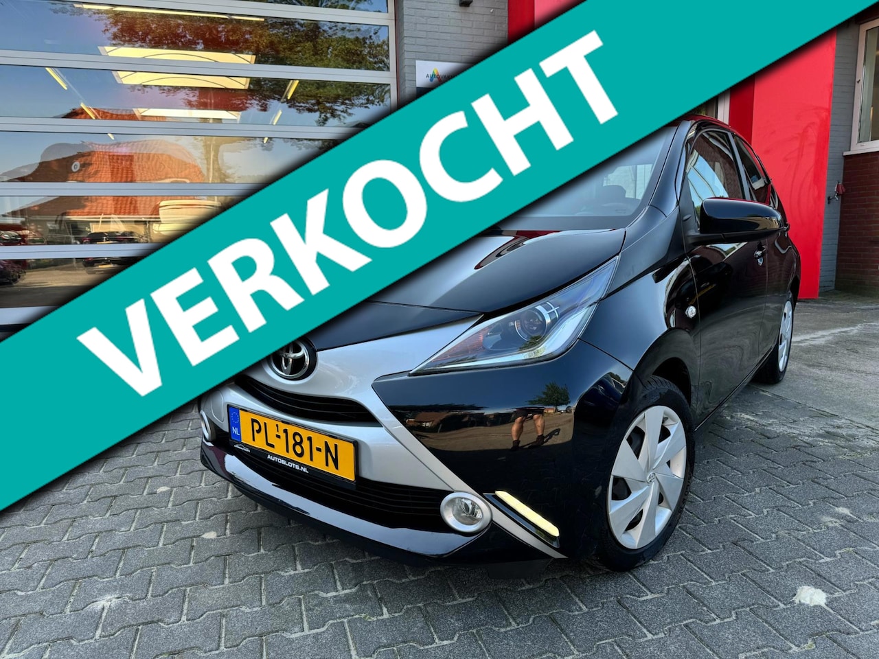 Toyota Aygo - 1.0 VVT-i x-play 1.0 VVT-i x-play - AutoWereld.nl
