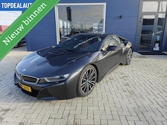 BMW i8 - facelift 374 pk 11, 6 kw Zeer mooi 1e eigenaar