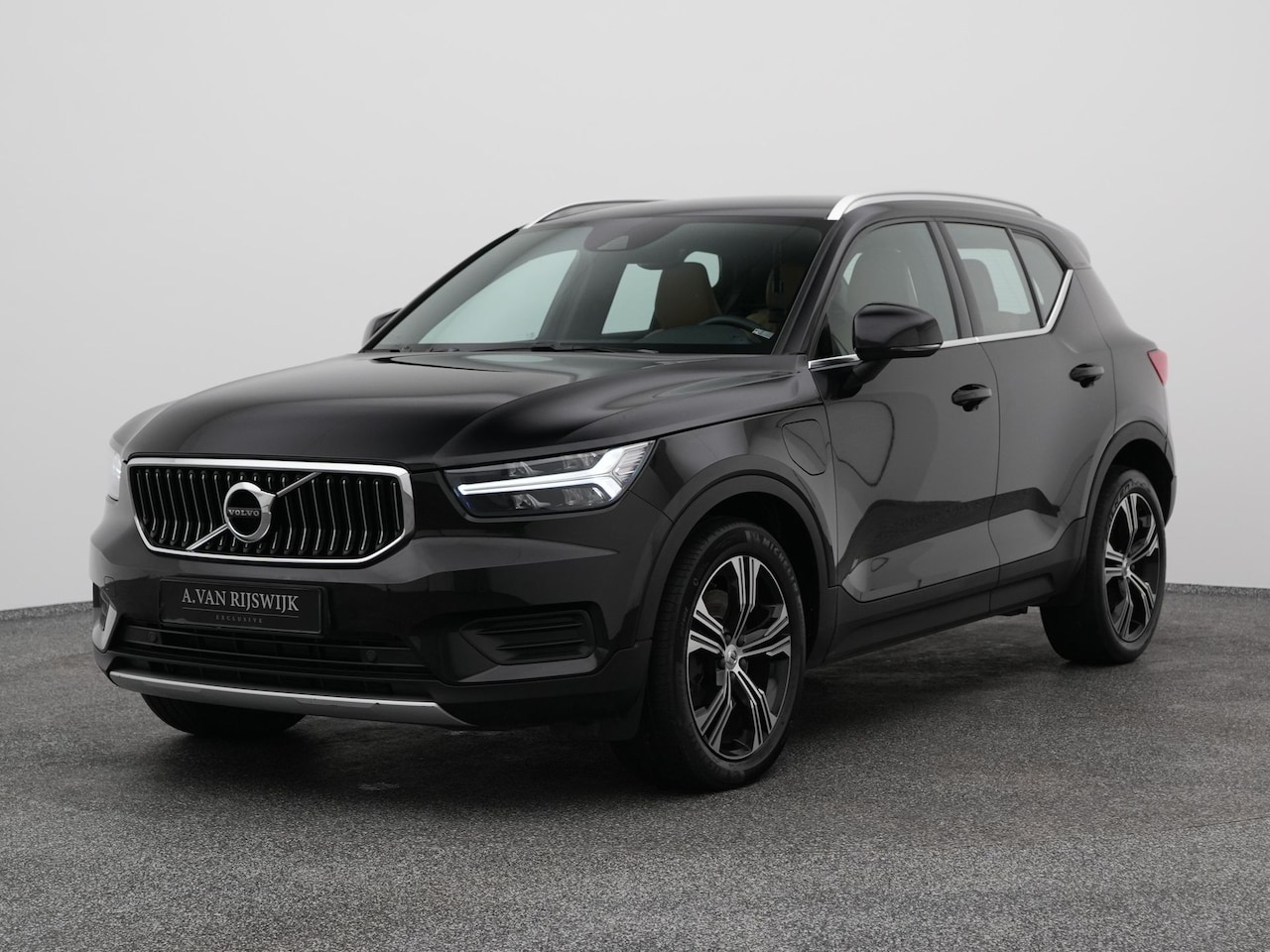 Volvo XC40 - 1.5 T5 Recharge Inscription | LEDER | CARPLAY - AutoWereld.nl