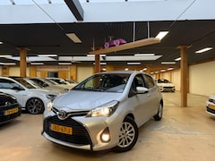 Toyota Yaris - 1.3 VVT-i Comfort Airco Led Cruise Control