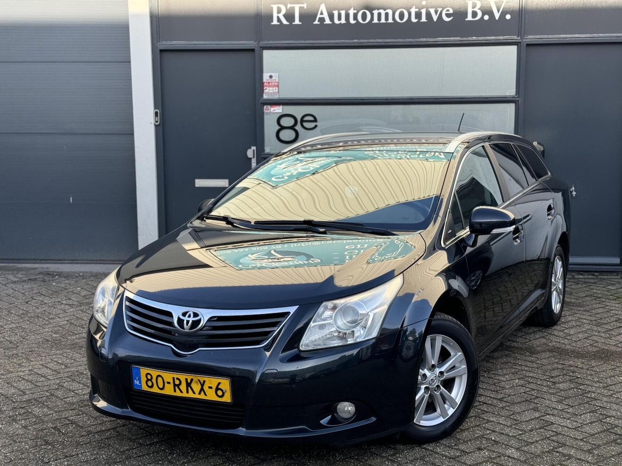 Toyota Avensis - 1.8 VVTi Navi Automaat / Dealer OH - AutoWereld.nl