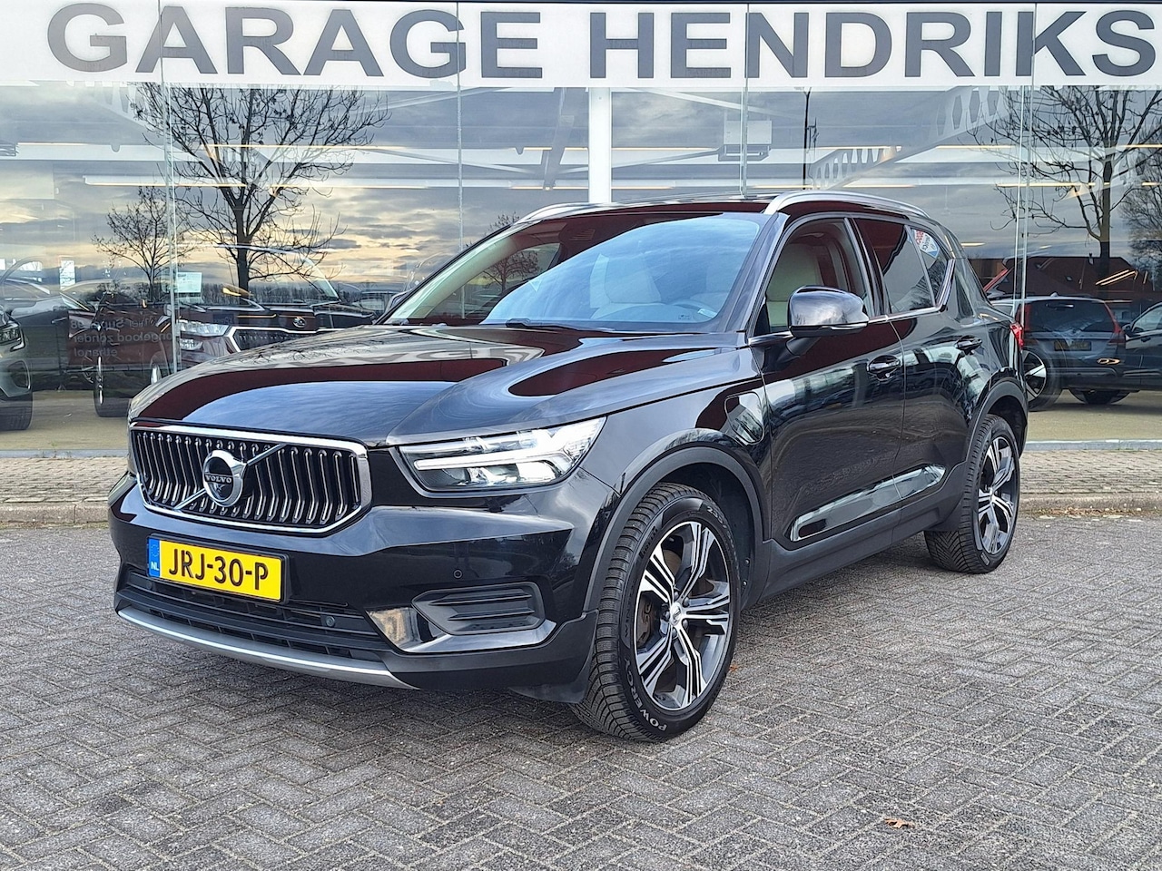 Volvo XC40 - 1.5 T5 Recharge Inscription | Pano | H&K | Leder | Adaptive CC | 360Cam | occasion - AutoWereld.nl