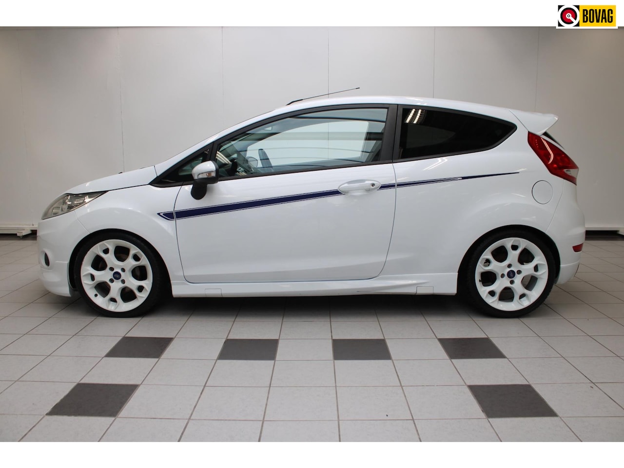 Ford Fiesta - 1.6 Metal 1.6 Metal - 135PK, Parkeensensor, Stoelverwarming en Climate Control - AutoWereld.nl
