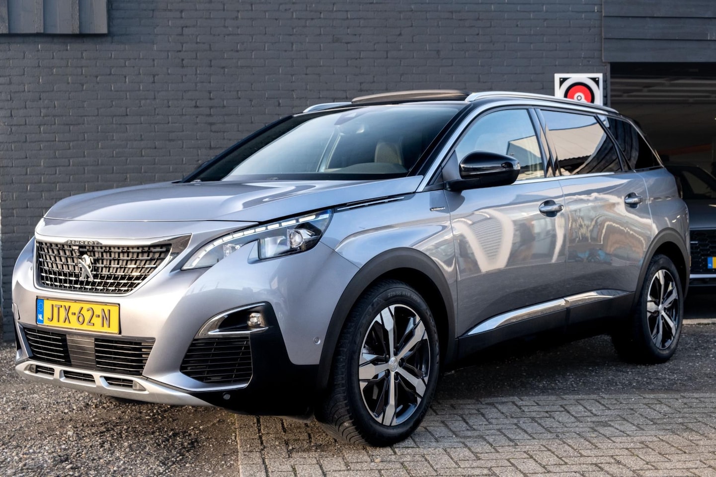 Peugeot 5008 - 1.2 PureTech GT-Line | Pano | 7 Persoons | Camera - AutoWereld.nl