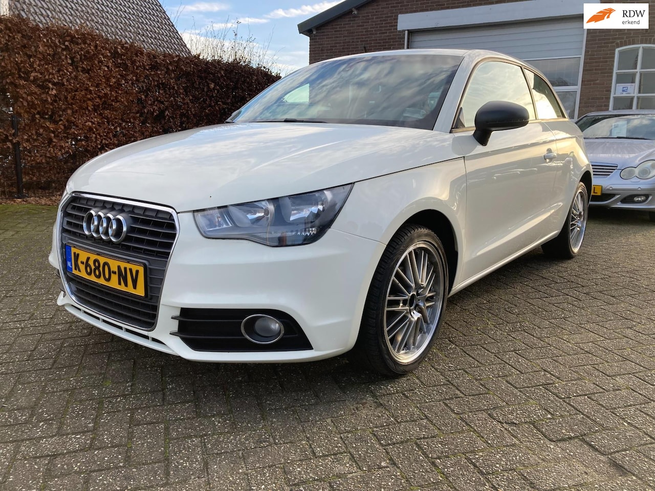 Audi A1 - 1.2 TFSI Ambition Pro Line Business Bj 2012 Airco, PDC, stoelverwarming, APK TOT 01-2027 - AutoWereld.nl