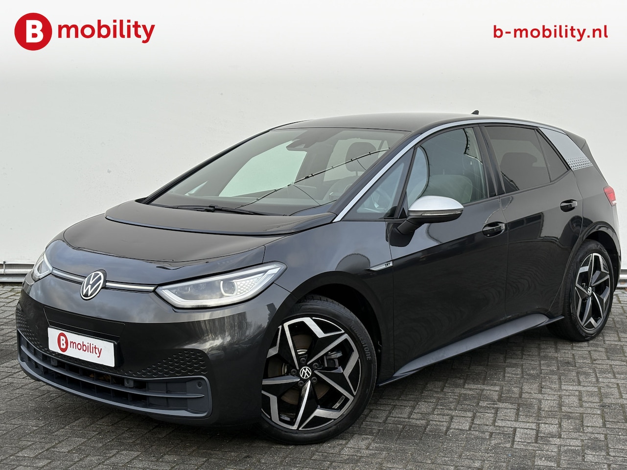 Volkswagen ID.3 - First Plus 58 kWh SOH 91% Trekhaak | Achteruitrijcamera | Apple CarPlay | Stoelverwarming - AutoWereld.nl