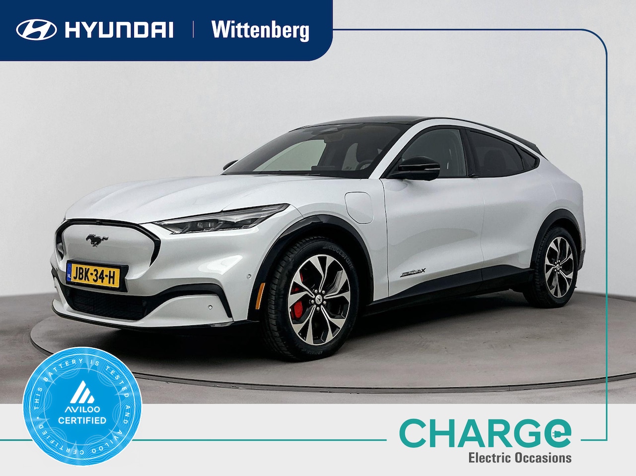 Ford Mustang Mach-E - Extended AWD 98 kWh | SOH 97.8% | Panorama dak | Leder interieur | Elektrische achterklep - AutoWereld.nl