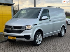 Volkswagen Transporter - 2.0 TDI L1H1 150PK Automaat Highline Navi Leer PDC