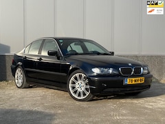 BMW 3-serie - 320i Special Executive 6 Cilinder, Leder, Lm Velgen