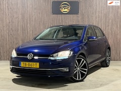 Volkswagen Golf - 1.6 TDI Comfortline Business CARPLAY PDC DSG NAP