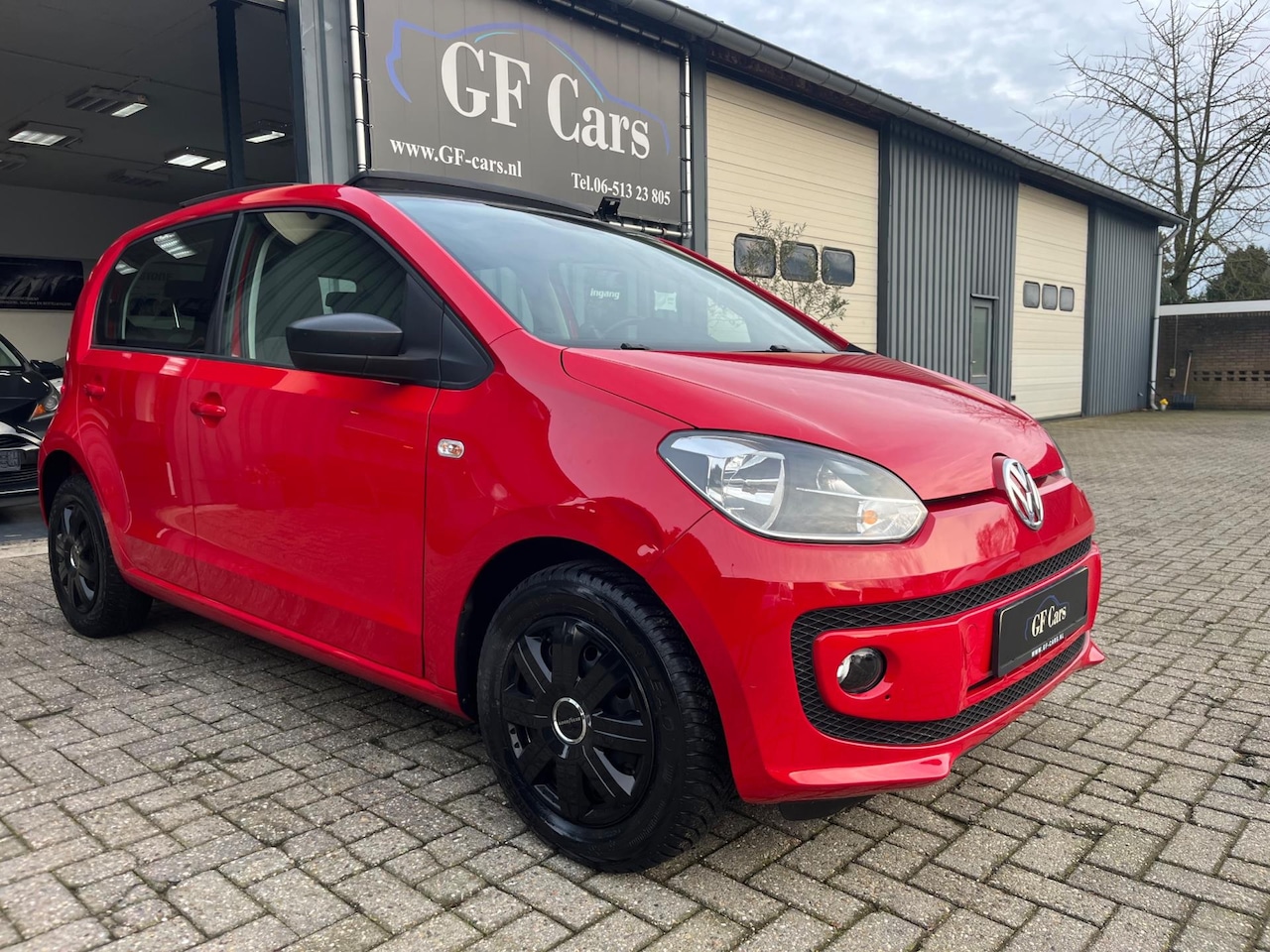 Volkswagen Up! - 1.0 move up! BlueMotion 2013 AIRCO/PANO/APK - AutoWereld.nl