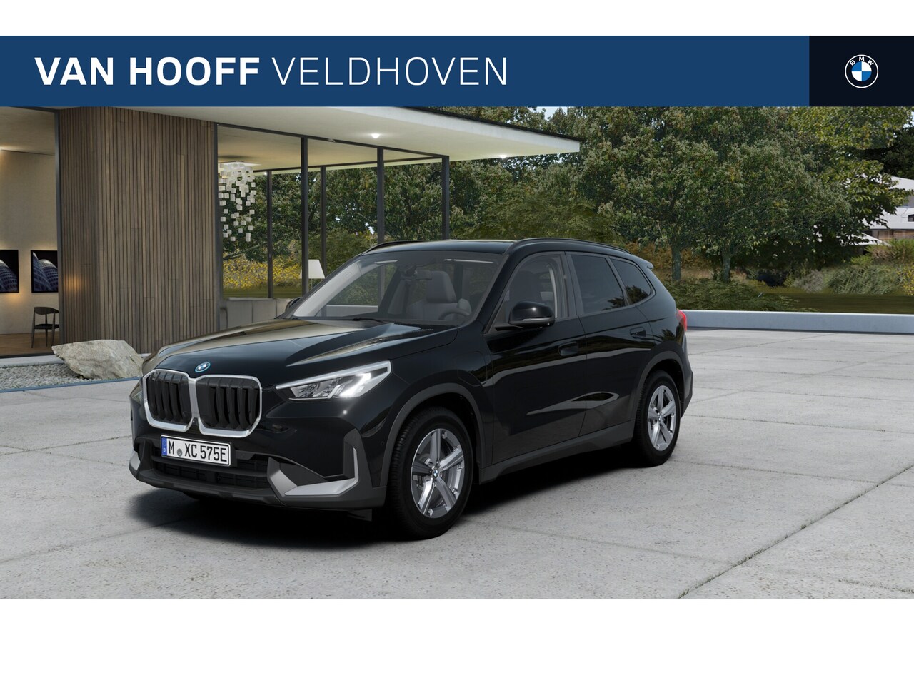 BMW X1 - xDrive25e M Sport Automaat / Panoramadak / Trekhaak / Sportstoelen / Achteruitrijcamera / - AutoWereld.nl