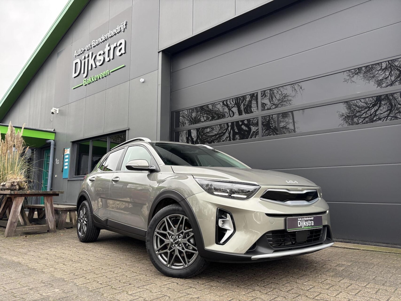 Kia Stonic - 1.0 T-GDi GT-Line AppleCarPlay/AndroidAuto/ Adaptieve Cruise Control En Stuurhulp/ Achteru