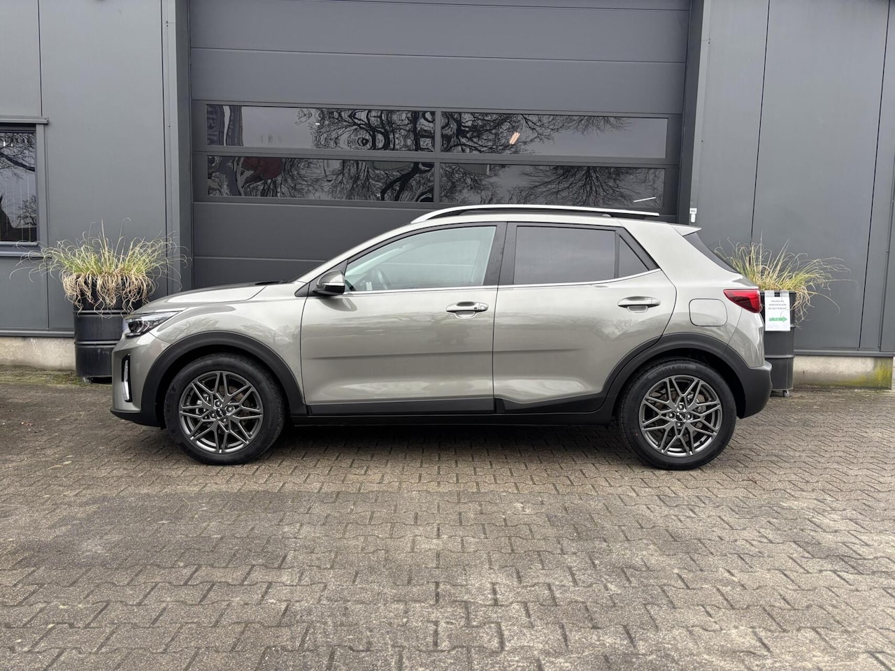 Kia Stonic - 1.0 T-GDi GT-Line AppleCarPlay/AndroidAuto/ Adaptieve Cruise Control En Stuurhulp/ Achteru