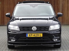 Volkswagen Tiguan - 1.5 TSI 150PK DSG-automaat / panoramadak / ACC / LED / *NAP
