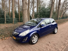 Opel Corsa - 1.2-16V Essentia Nette auto Nieuwe apk