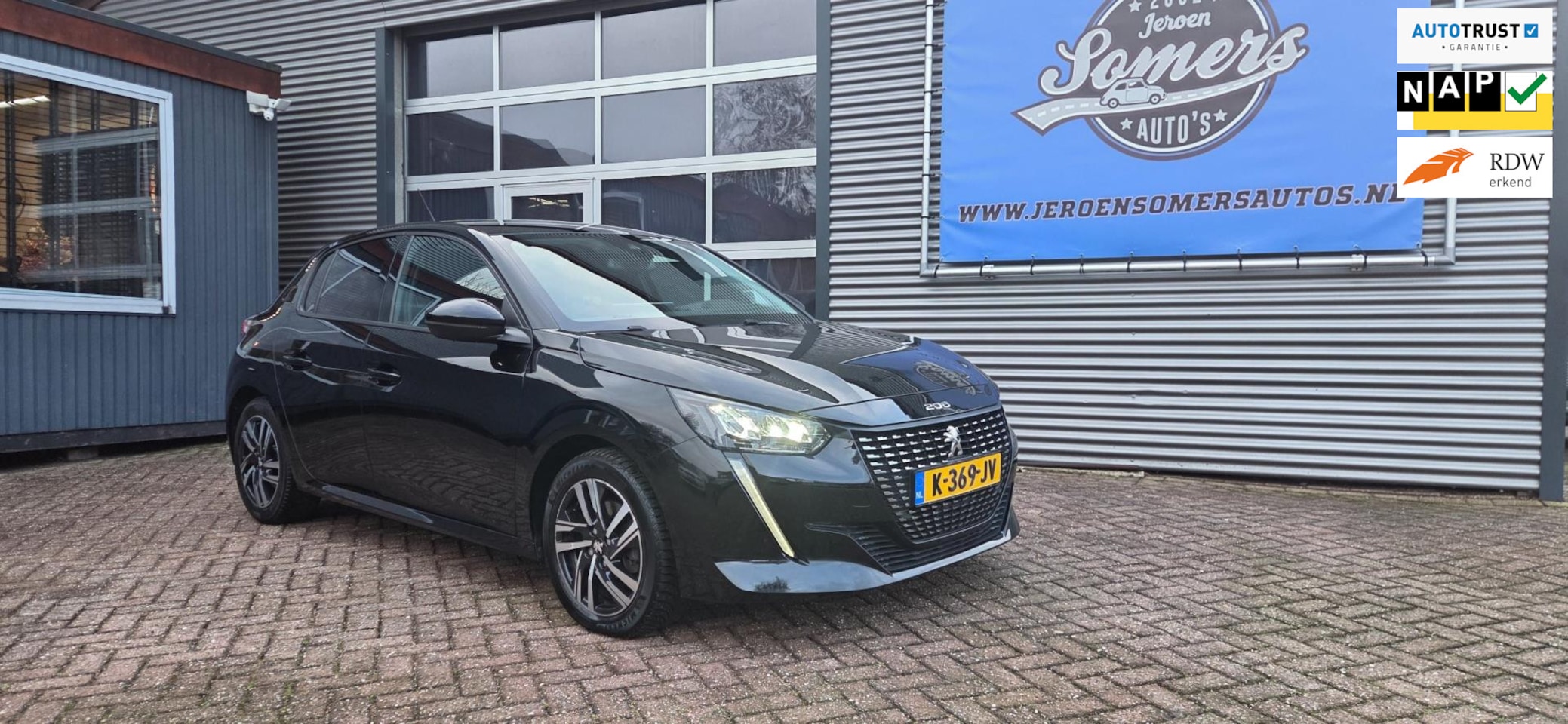 Peugeot 208 - 1.2 PureTech Allure virtual/navi/carplay - AutoWereld.nl