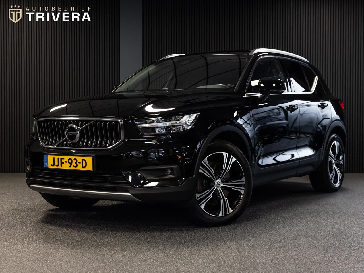 Volvo XC40 - 1.5 T5 l Recharge Inscription l Pano l Hybrid l Trekhaak - AutoWereld.nl