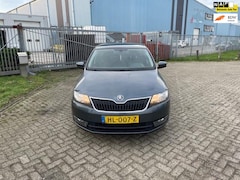 Skoda Rapid Spaceback - 1.2 TSI Greentech Edition Panorama Dak