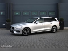 Volvo V60 - 2.0 B3 Business Pro|Apple Carplay|Camera|LED