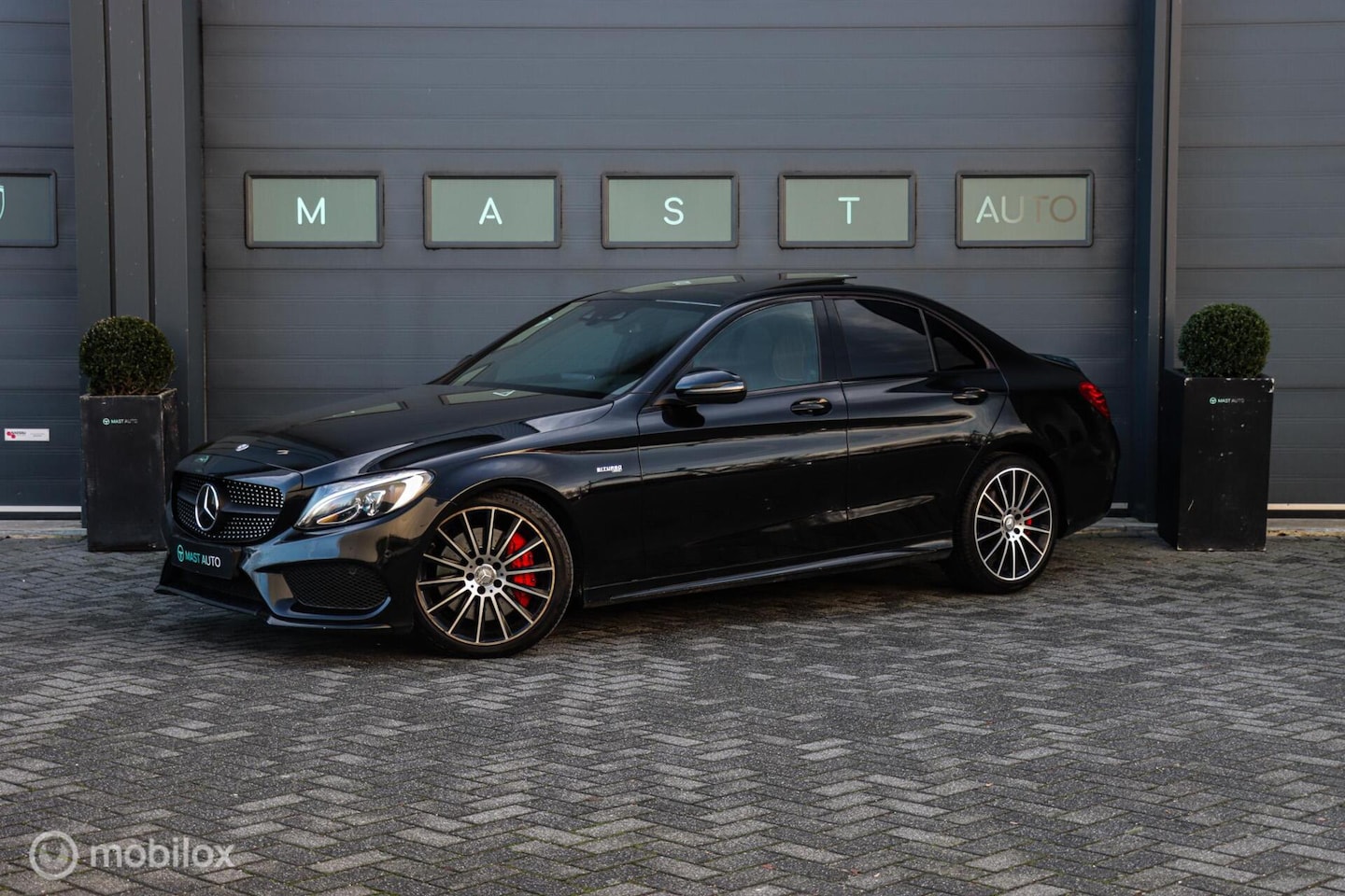 Mercedes-Benz C-klasse - AMG 43 4MATIC|Pano|ACC|Burmester|Designo|LED - AutoWereld.nl