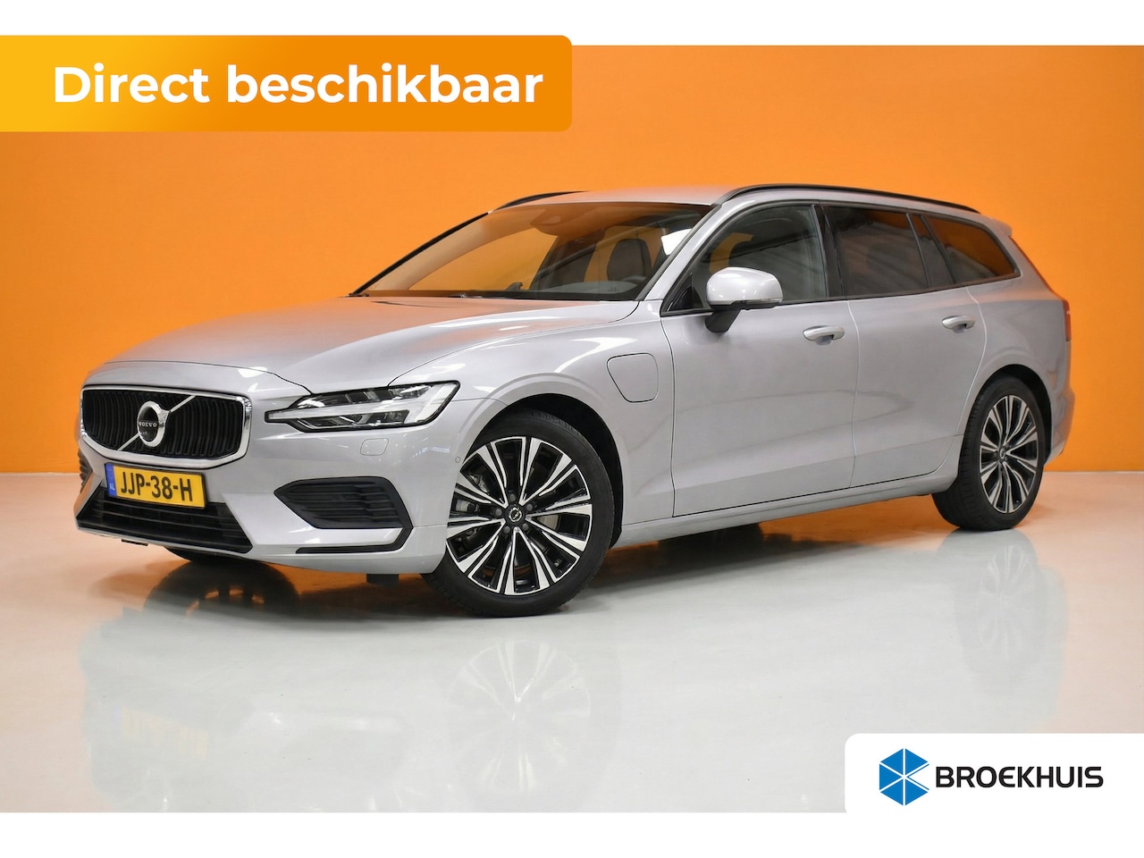 Volvo V60 - T6 AWD Exclusive Leather! | | Aurora Silver | Climate Pakket | Driver Assist - AutoWereld.nl
