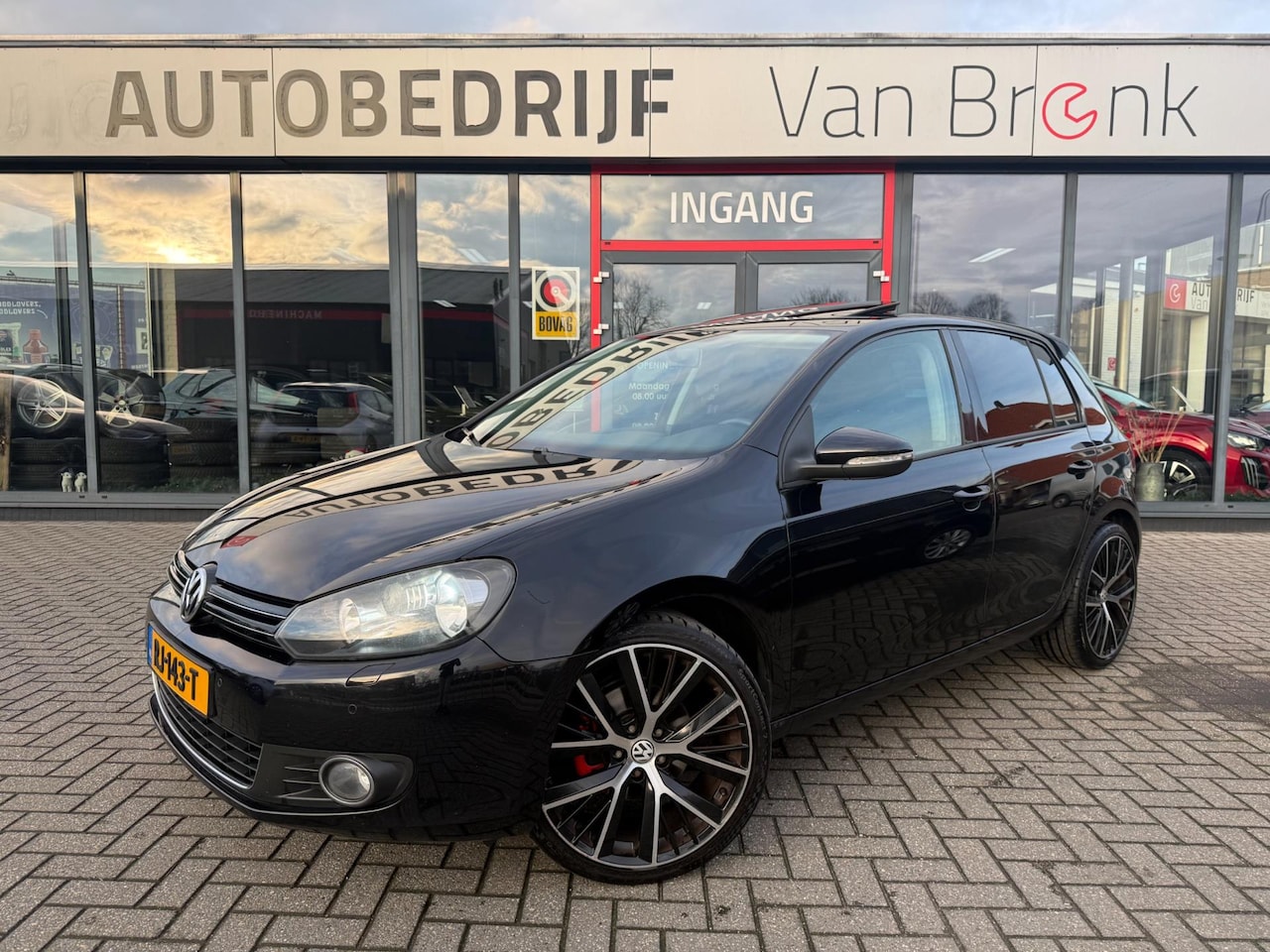 Volkswagen Golf - 1.4 TSI Highline | Pano | Goed onderhouden - AutoWereld.nl