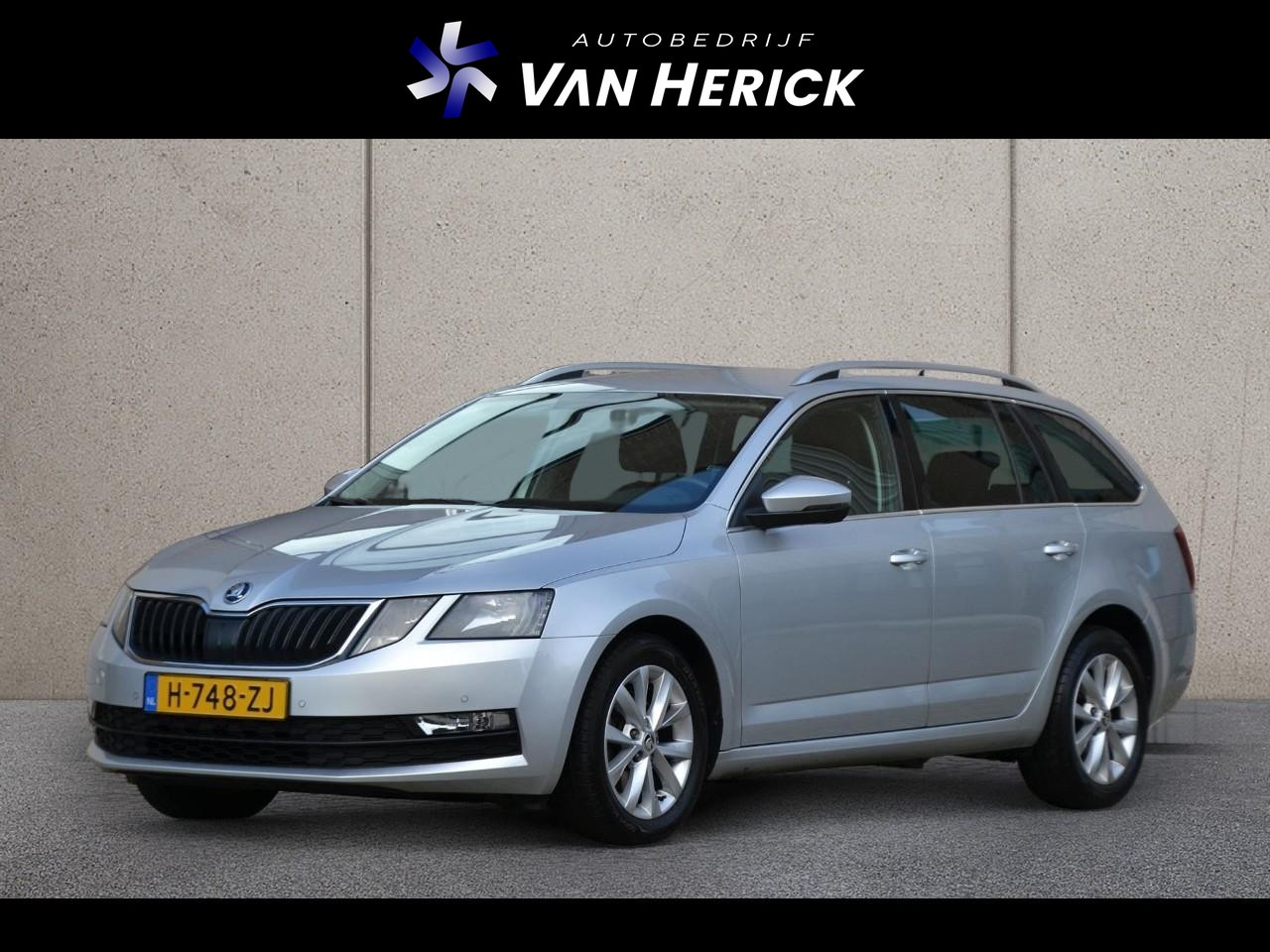 Skoda Octavia Combi - 1.0 TSI Greentech Business Edition | Navigatie | Stoelverwarming | PDC V+A - AutoWereld.nl