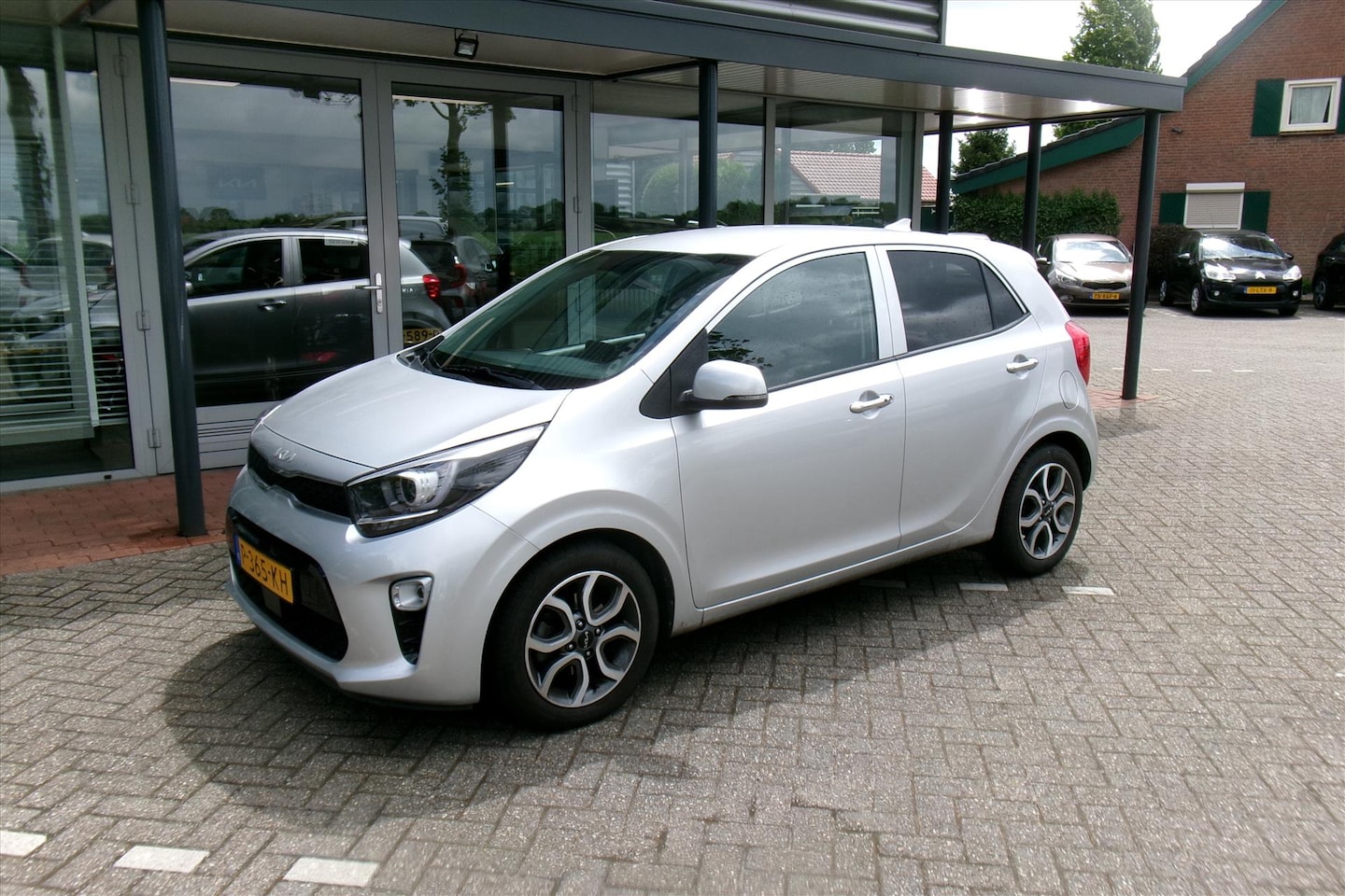 Kia Picanto - 1.0 MPi DynamicPlusLine Luxe Org. Ned. 26.000km - AutoWereld.nl