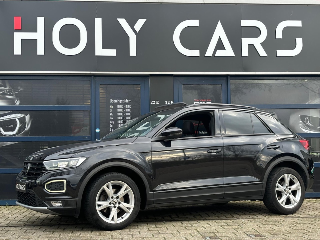 Volkswagen T-Roc - 1.5 TSI Sport Business R | VIRTUAL | PANO | LED | - AutoWereld.nl