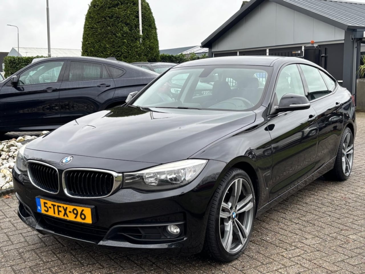 BMW 3-serie Gran Turismo - 320i GT Automaat Sportline 2014 Trekhaak - AutoWereld.nl