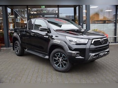 Toyota HiLux - 2.8 D-4D X-TRA CAB INVINCIBLE A/T VAN