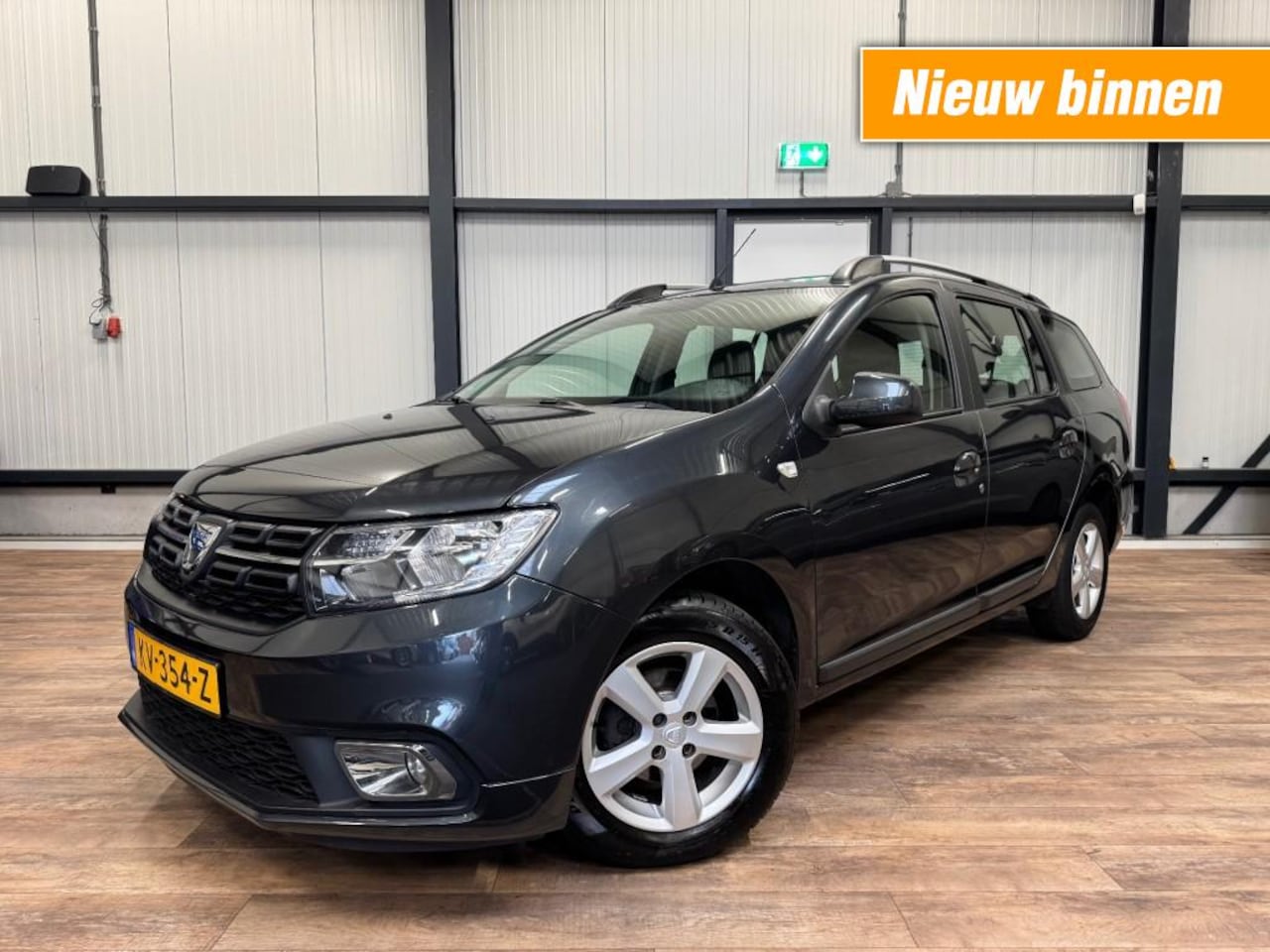 Dacia Logan MCV - MCV 0.9 TCE / NAVIGATIE / ZEER NETTE STAAT - AutoWereld.nl