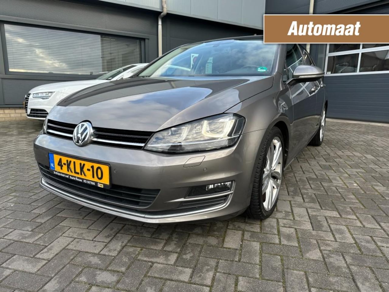 Volkswagen Golf - 1.4 TSi Highline met NAP, navigatie, cruise control, PDC, trekhaak - AutoWereld.nl