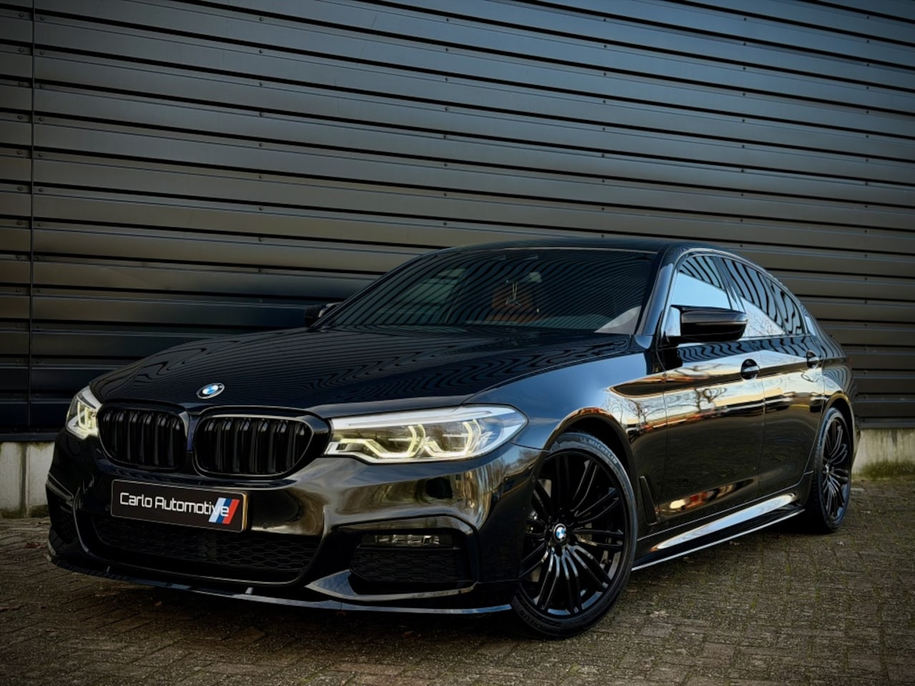 BMW 5-serie - 520i M-PERFORMANCE BLINDSPOT|CAMERA|HiFi|SFEER - AutoWereld.nl