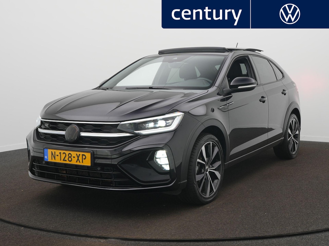 Volkswagen Taigo - 1.0 TSI R-Line Automaat - LED - Camera  - Navigatie - Stoelverwarming - ACC - Trekhaak - AutoWereld.nl