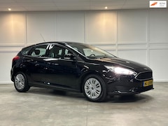 Ford Focus - 1.0 Ecoboost / 2016 / Navi / Airco / PDC