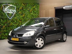 Renault Scénic - 2.0-16V Tech Line / Pano / Trekhaak / Cruise