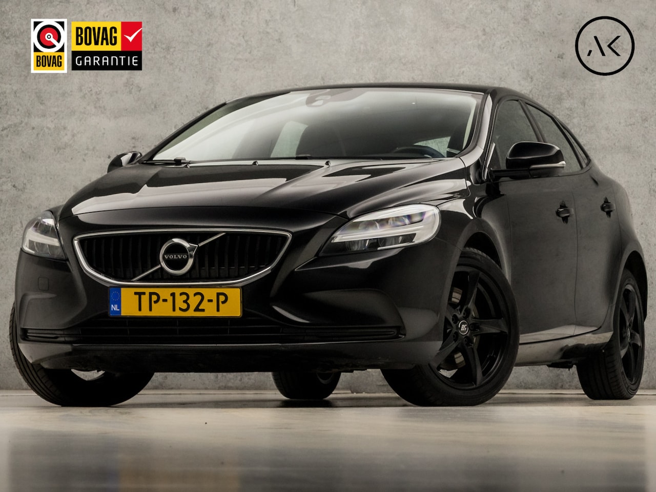 Volvo V40 - 1.5 T3 Dynamic Sport 153Pk Automaat (NAVIGATIE, CLIMATE, STOELVERWARMING, LED KOPLAMPEN, S - AutoWereld.nl