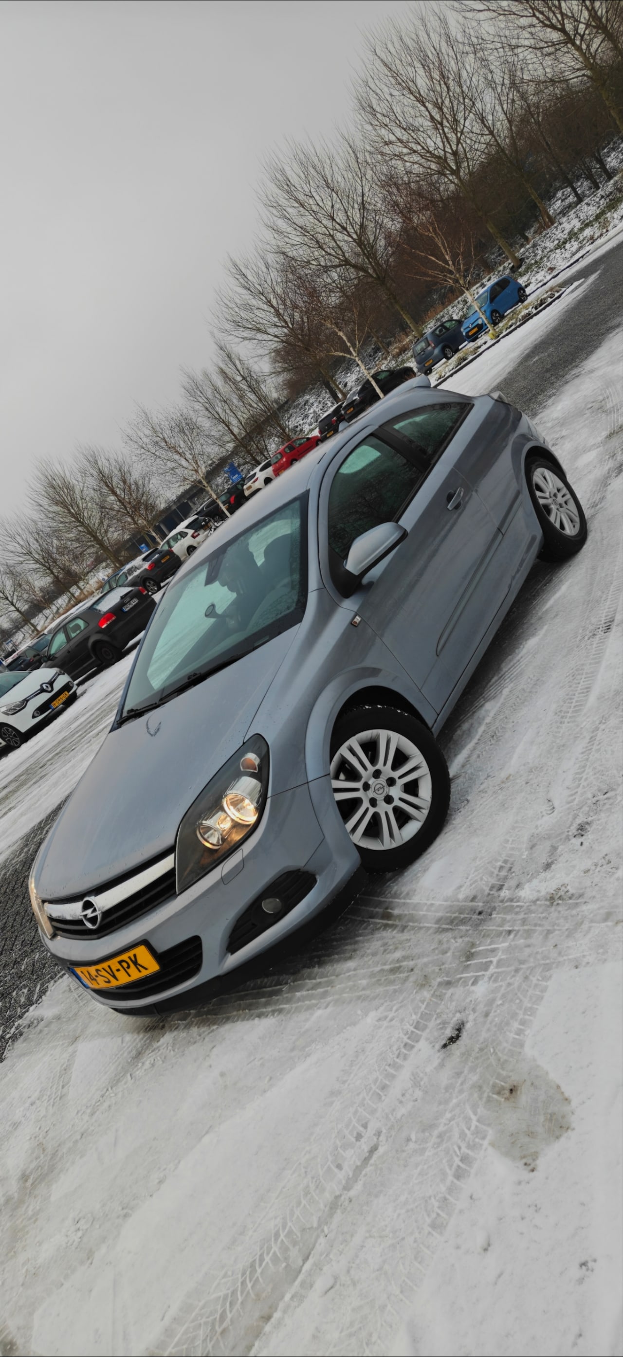 Opel Astra GTC - 1.8 Sport - AutoWereld.nl