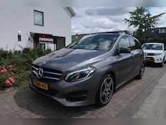 Mercedes-Benz B-klasse - 180 Aut|PANORAMADAK|TREKHAAK|CAMERA|SFEERVERLICHTING|NAVIGATIE|GOED ONDERHOUDEN