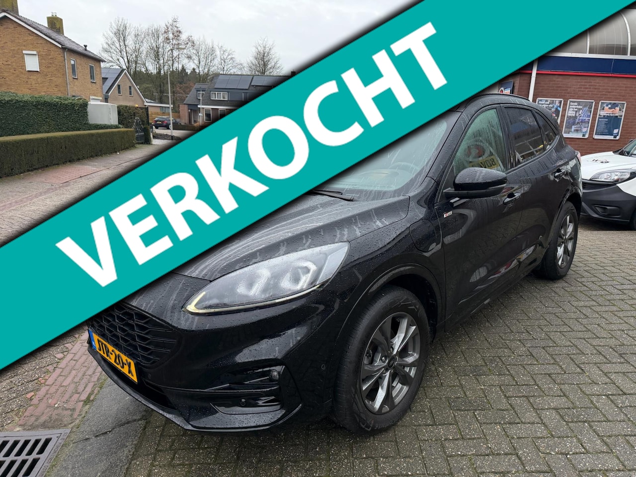 Ford Kuga - 2.5 PHEV ST-Line X I Winterpakket I LED I B&O Carplay - AutoWereld.nl