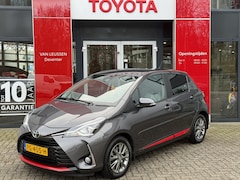 Toyota Yaris - 1.5 VVT-i Design Red AUTOMAAT TREKHAAK PARKEERCAMERA CRUISECONTROL ALL SEASON BANDEN NAVI