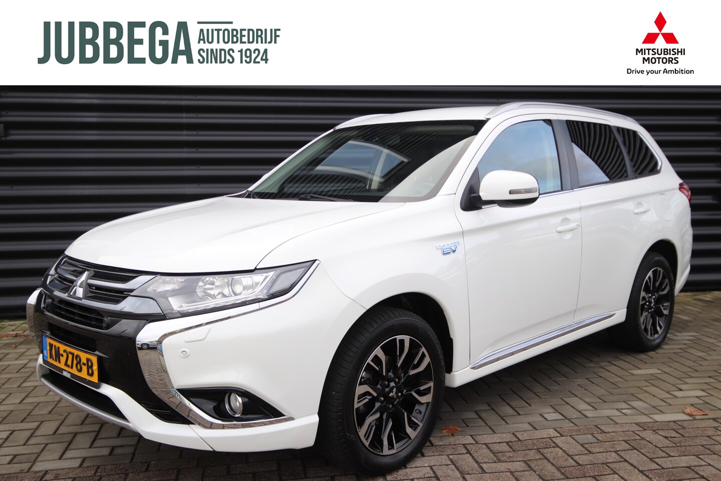 Mitsubishi Outlander - 2.0 PHEV Business Edition Dealer O.H. Trekhaak, Navi, Cruise, Standkachel - AutoWereld.nl