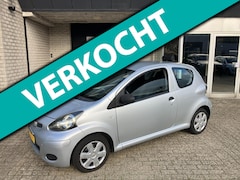 Toyota Aygo - 1.0-12V Access / NETTE STAAT / APK JULI 2026 / RIJDT PRIMA